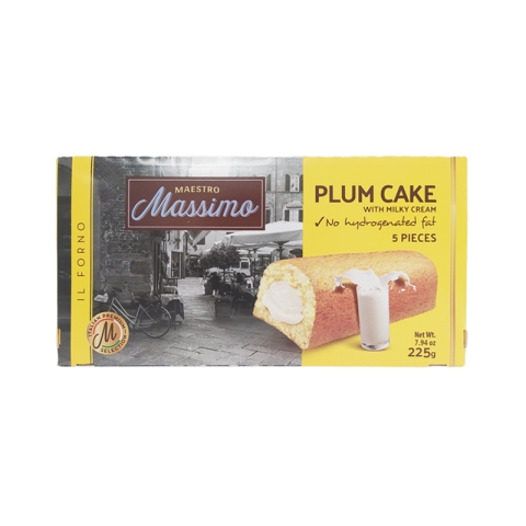 Maestro Massimo Plum Cake with Milk Cream
